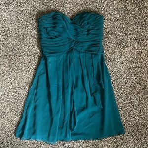 David’s Bridal Strapless Crinkle Chiffon Bridesmaid Dress size 10 Color Gem